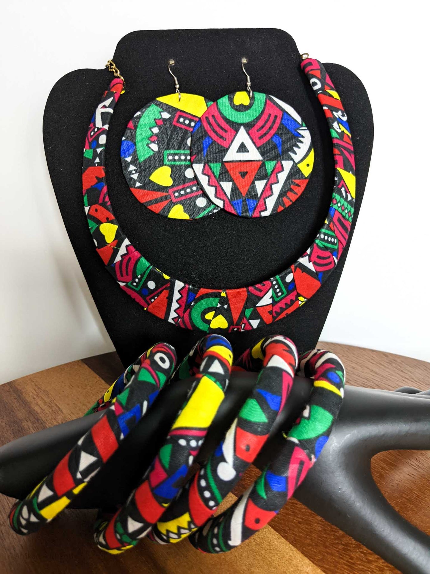 African Print Jewelry Set | Black and Hot Pink Zinab