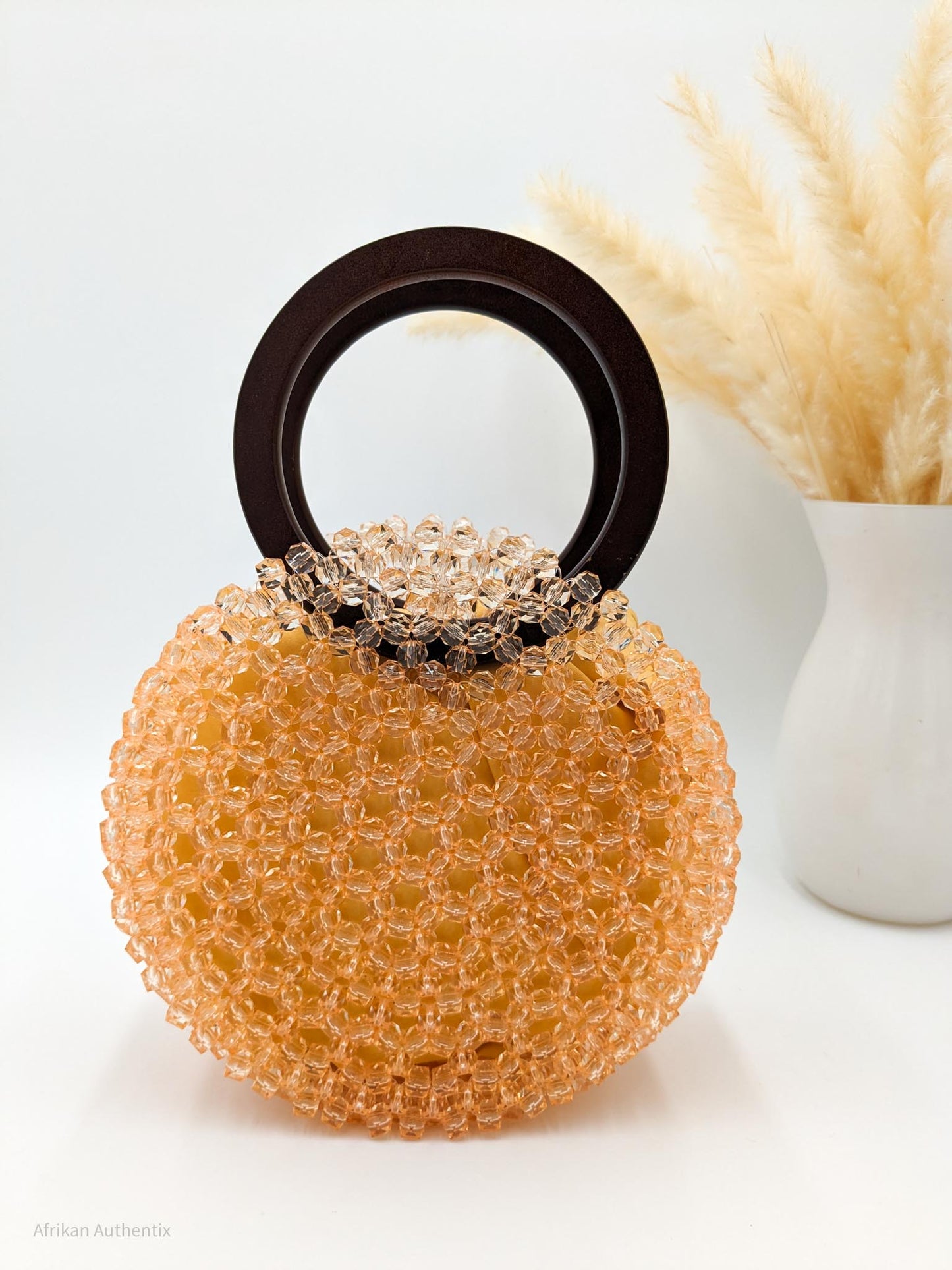 Peach beaded bag with wooden handle | alfayed