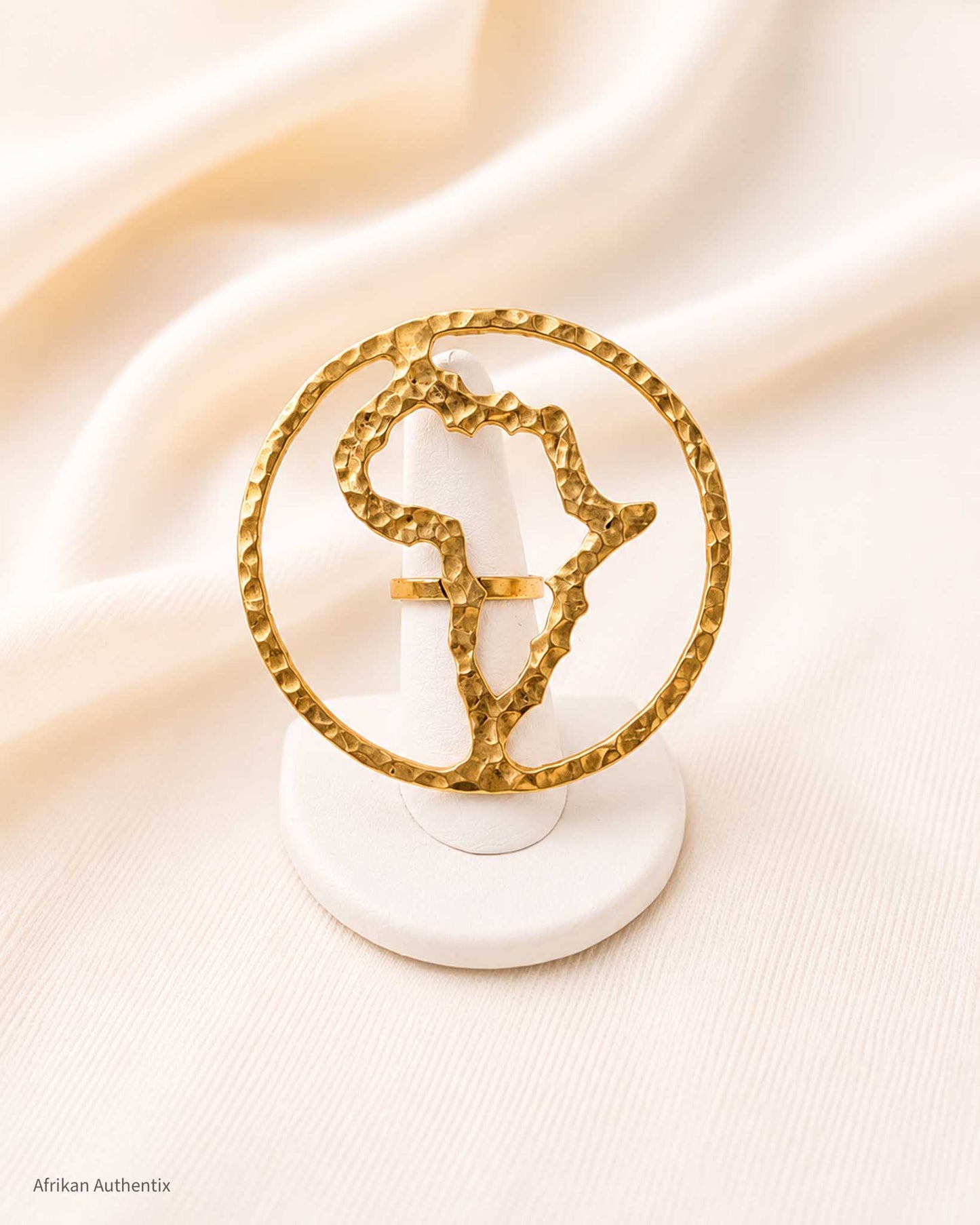Kameke Africa Map Ring