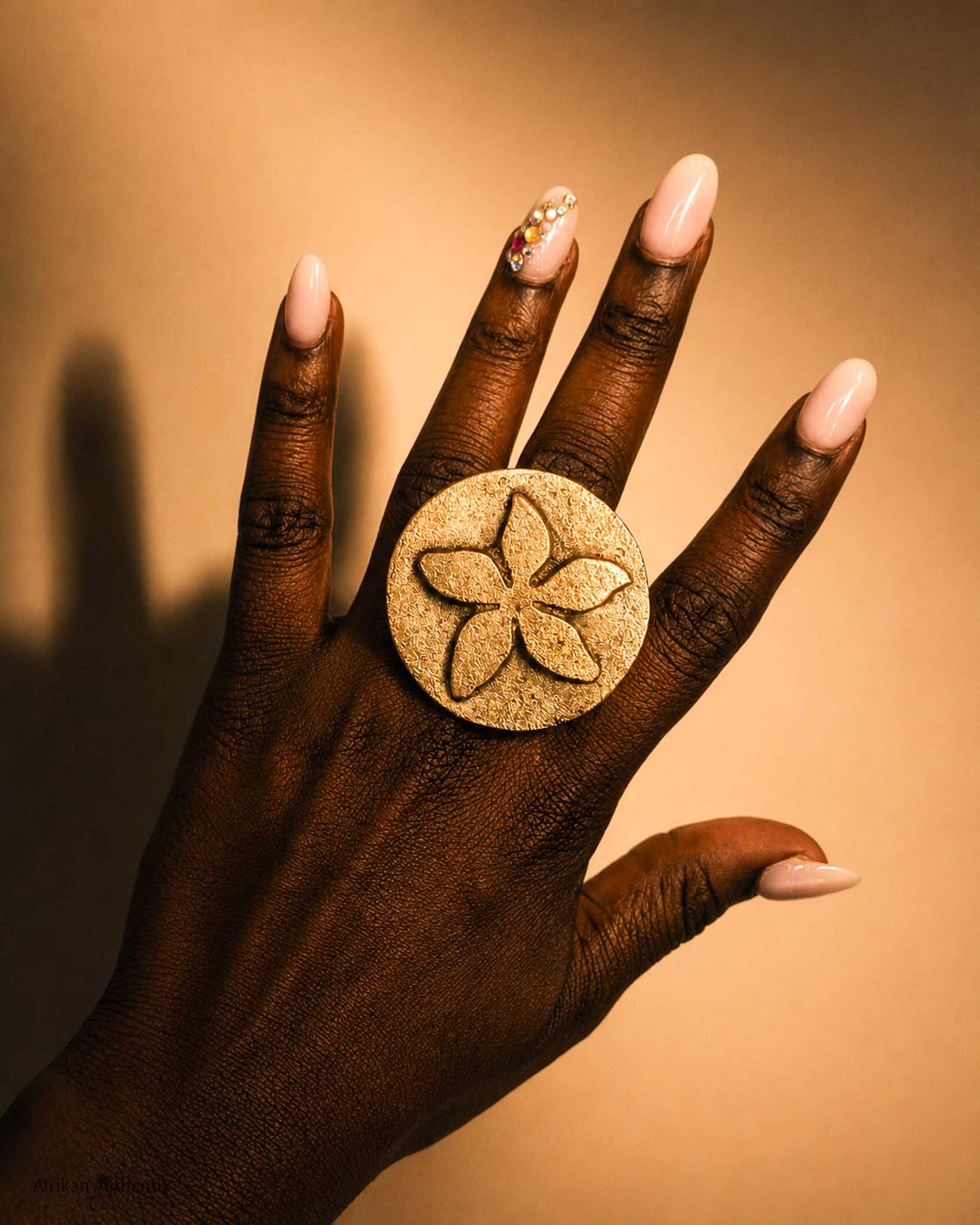 Rafiya Floral Ring